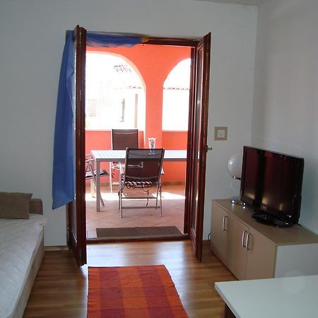 Apartments Josip Пинезичи Экстерьер фото