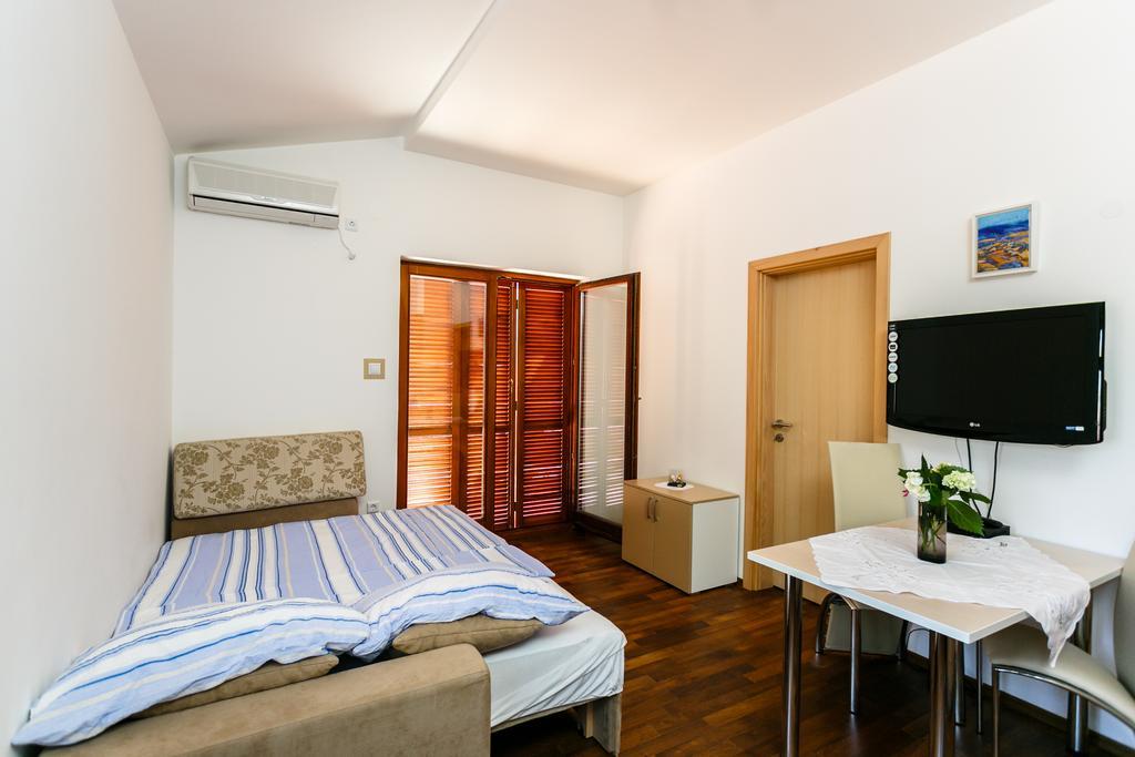 Apartments Josip Пинезичи Номер фото